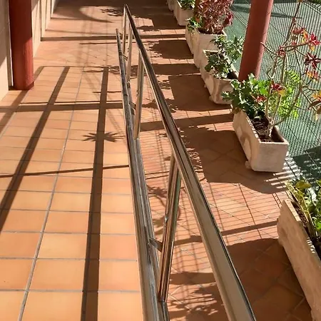 138 Los Angeles, Los Cristianos Close To The Ocean